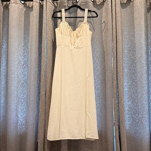 Forever 21 cream maxi dress